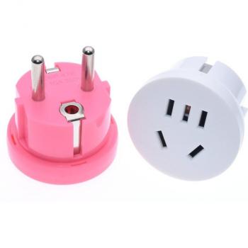 Adaptador de enchufe europeo para dispositivos de EE. UU. y AU