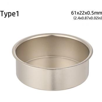 Adorno Artesanal: Vaso de Metal con Cera Cónica