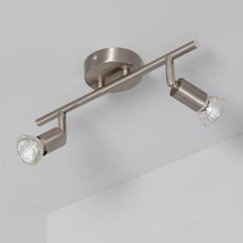 Torre de iluminación Oasis 2 foco, techo orientable, estética plateada y ligera