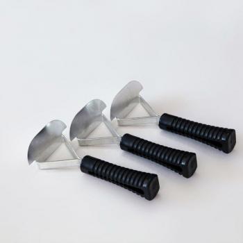 Tire cleaning tools