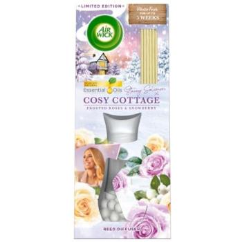 Airwick Cosy Cottage Vinterrosor & Snöbär Reedsdiffusör – 33 ml