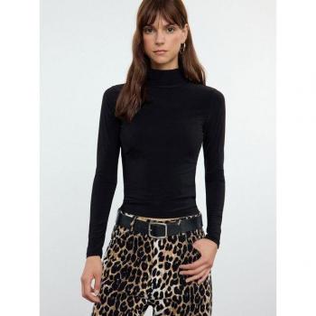 Trendyol Einteiliges Langarmshirt – neutral