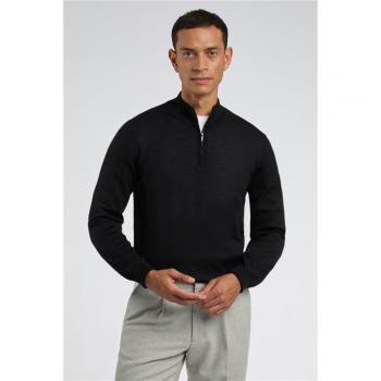 Zip-Neck Black Melka Pullover