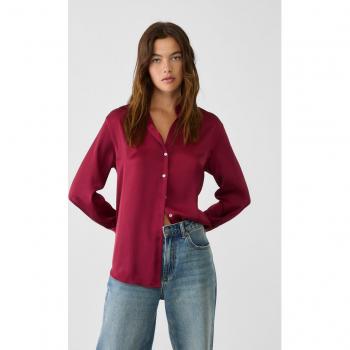 Stradivarius Kragenpullover in Samtoptik
