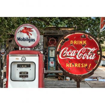 VLIES‑Fototapete “Alte Tankstelle” – Kleisterfrei, abziehbar