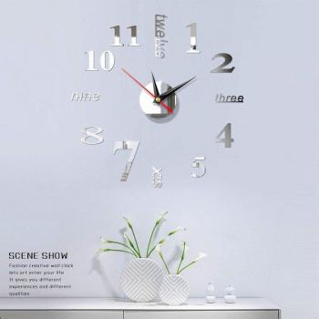 Modern DIY Mirror Effect Clock