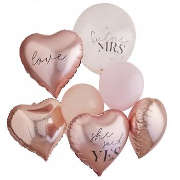 Blush Hennabukett med Ballonger