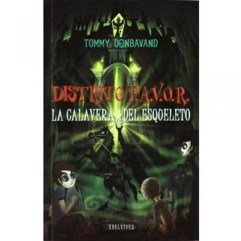 La calavera del esqueleto