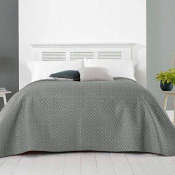 Country Club Eve Decorative Quilt Throw – Grey, 240 × 260 cm