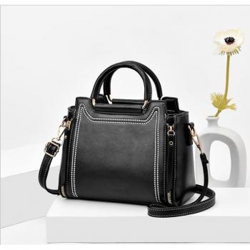 Color Matching Leather Shoulder Bag