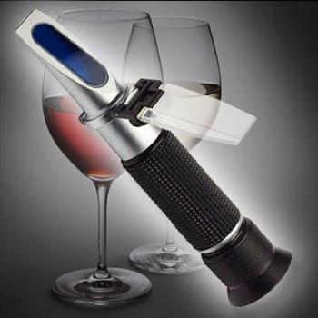 OCS.tec Refraktometer: 0–80 Vol.% – Ideal für Korn, Schnaps und Wein