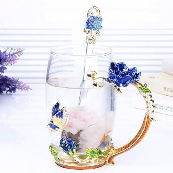Cups « Émail Rose‑Bleu » : tasse à thé/café, verre clair et cuillère