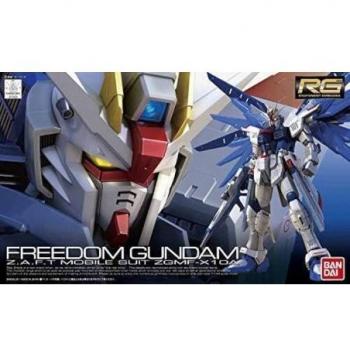Bandai RG Freedom Gundam 1/144 Échelle Modèle