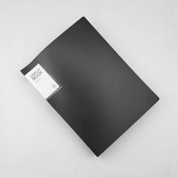 Carpeta de documentos con clip de puntuación