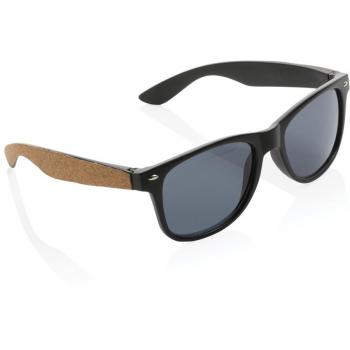 Umweltfreundliche schwarze Sonnenbrille mit Korkdetails