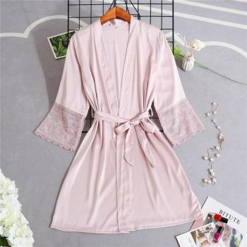 Camisón de retazos de encaje