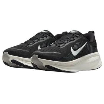 Nike Vomero 18 Runners – 8,5 (Breit 2E)