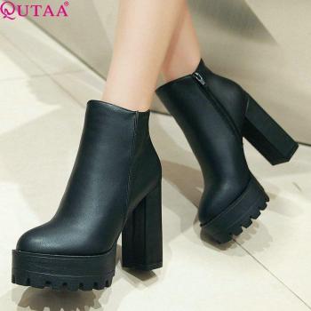 Bottes Sexy à Bout Rond