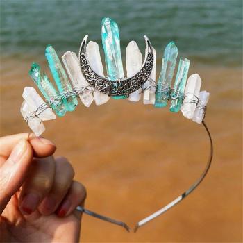 Diadema lunar hecha a mano