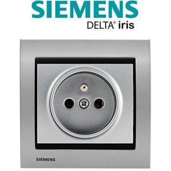 Prise 2P+T Métal Alu Silver Delta Iris par SIEMENS