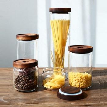 Bocal de conservation en verre pour spaghetti