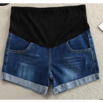 Bequeme Denim Shorts für Schwangere
