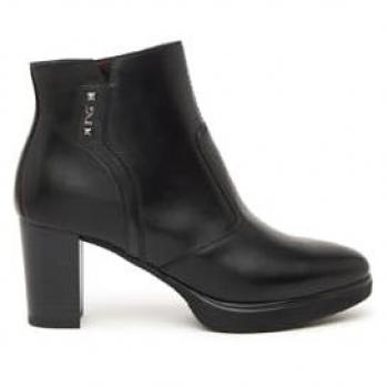 Tronchetti neri in pelle per donna Nero Giardini