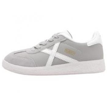 Munich Mini Astro Sneaker