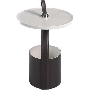 Tavolino angolare tondo in legno sabbia con base in similpelle marrone cioccolato