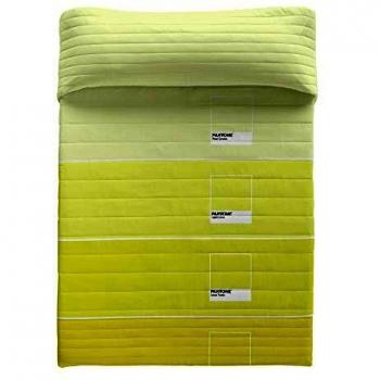Pantone C Ombre Steppdecke