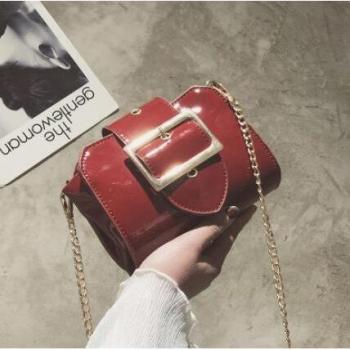 Women’s Chain Shoulder Bag