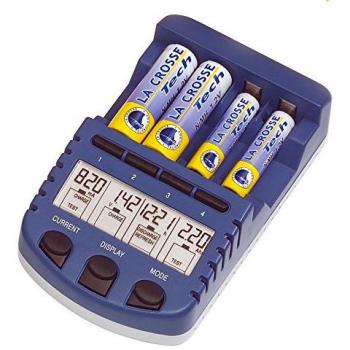 Chargeur Universel de Batteries Rechargeables RS1000