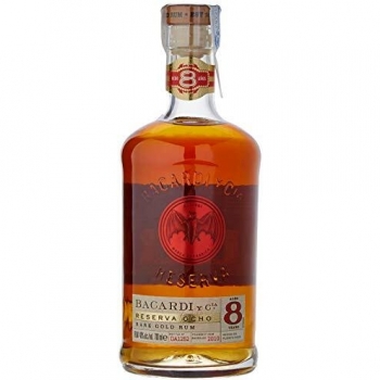 Ron Bacardi 8 Años