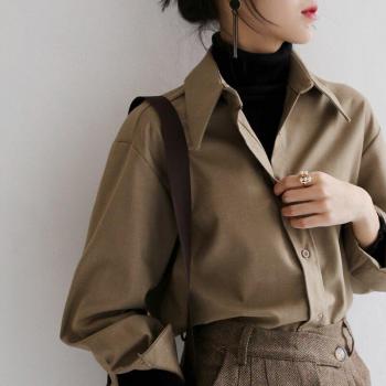 Chemise vintage à col pour femme