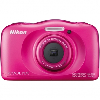 Nikon COOLPIX S33 con palo de selfie
