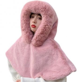 U90E All-Season Plush Hat