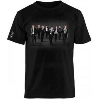 Schwarzes Unisex T-Shirt der ATEEZ Fellowship Europe Tour 2024