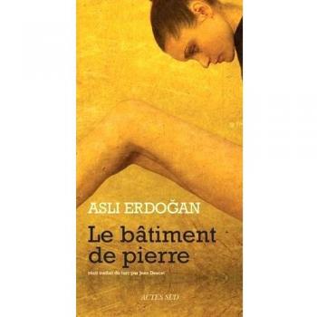 Le bâtiment de pierre