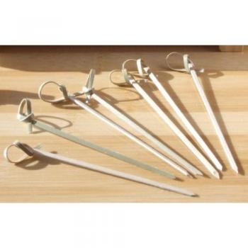 Bambus-Cocktailstacheln Schwertform – 6 cm, 200 Stück