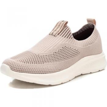 Zapatilla de mujer Xti 143180 en color beige