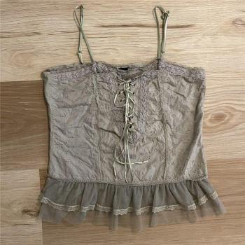 Blusa Cuadrada Estilo Callejón 2000