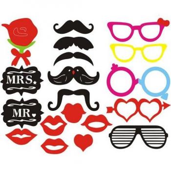 Happy Couple Photobooth Supplies