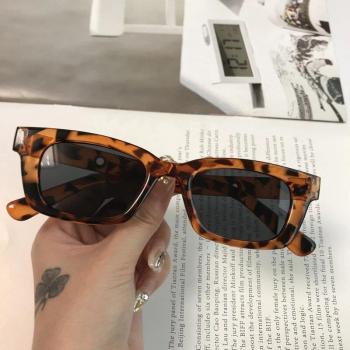 Heritage Glide Small Sun Glasses for Women