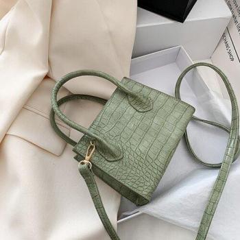 Bolso pequeño de cuero sintético con patrón de cocodrilo
