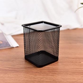 Porte-Stylos en Maille Métallique