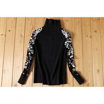 Big Size Women's Autumn/Winter Sweater with Turtleneck and Embroidery C-002