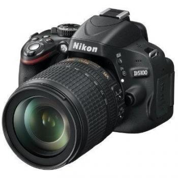 Nikon D5100 Digitalkamera mit 18-105mm f/3.5-5.6G ED VR
