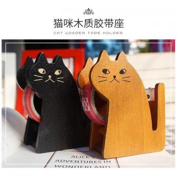 Porte-ruban en bois chat noir