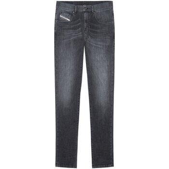 D-STRUKT Jeans för Smal Silhuett