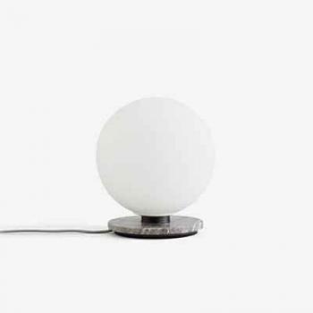 TR Bulb Decken-/Wandleuchte – Audo Edition